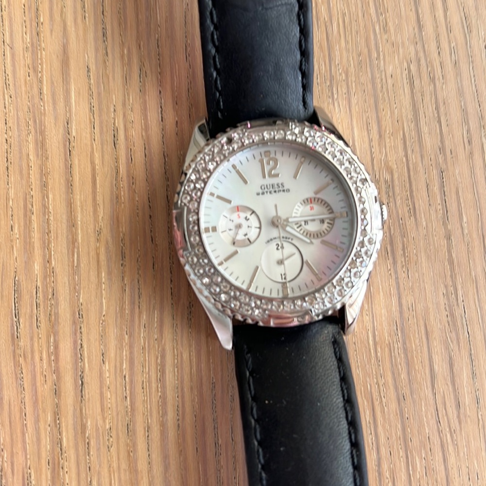 Guess watch
